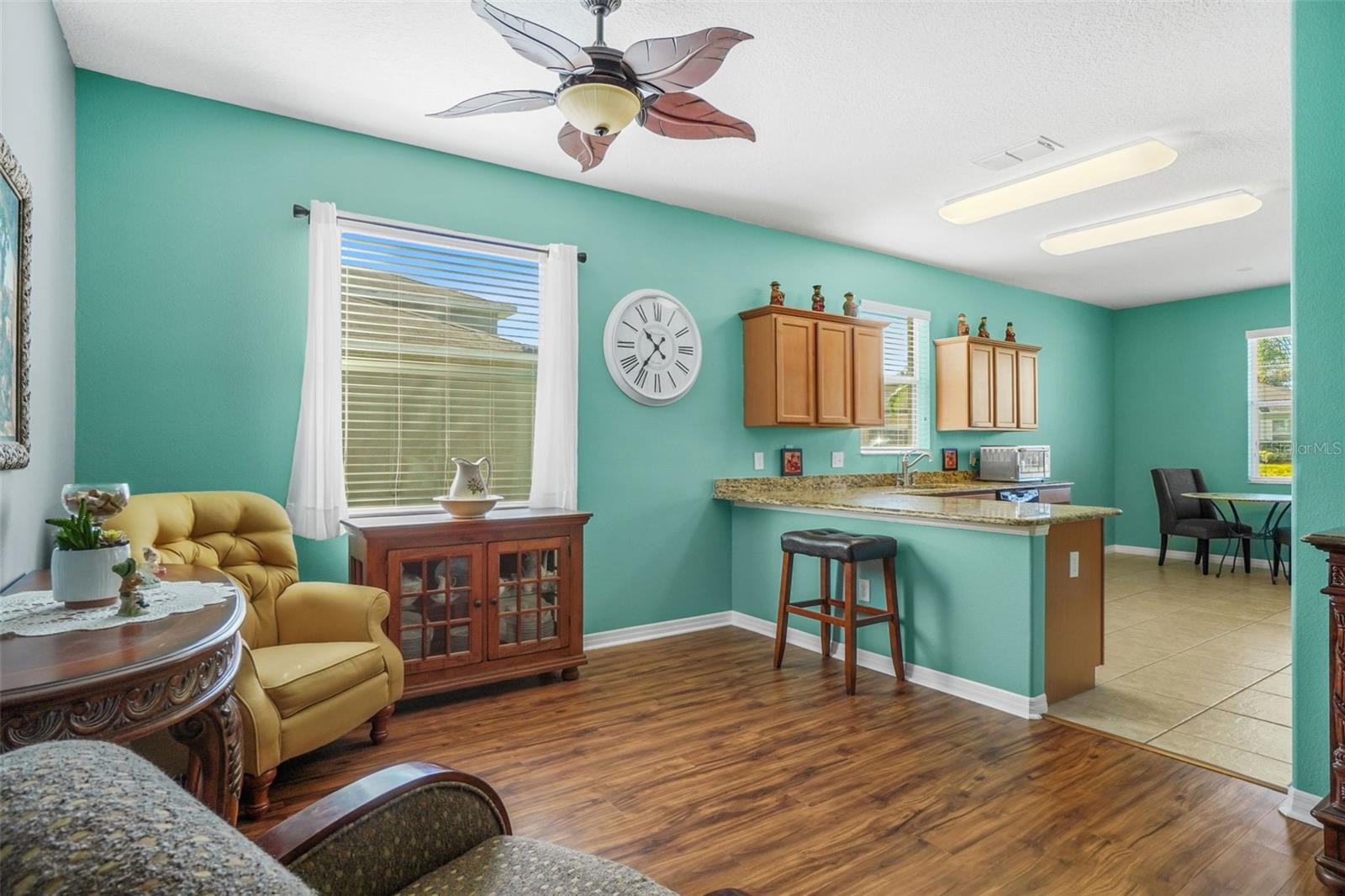 Image 9 of 36 For 337 Bella Rosa Circle