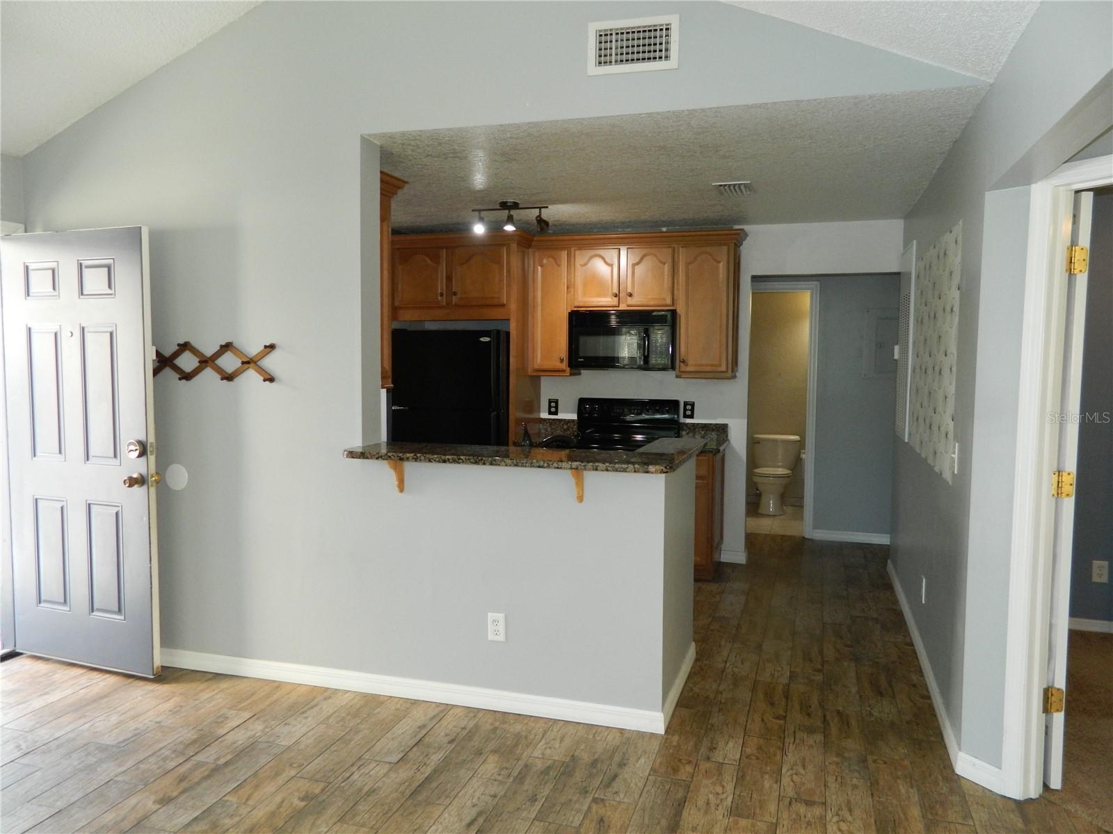 Image 8 of 27 For 950 Bird Bay Court 206