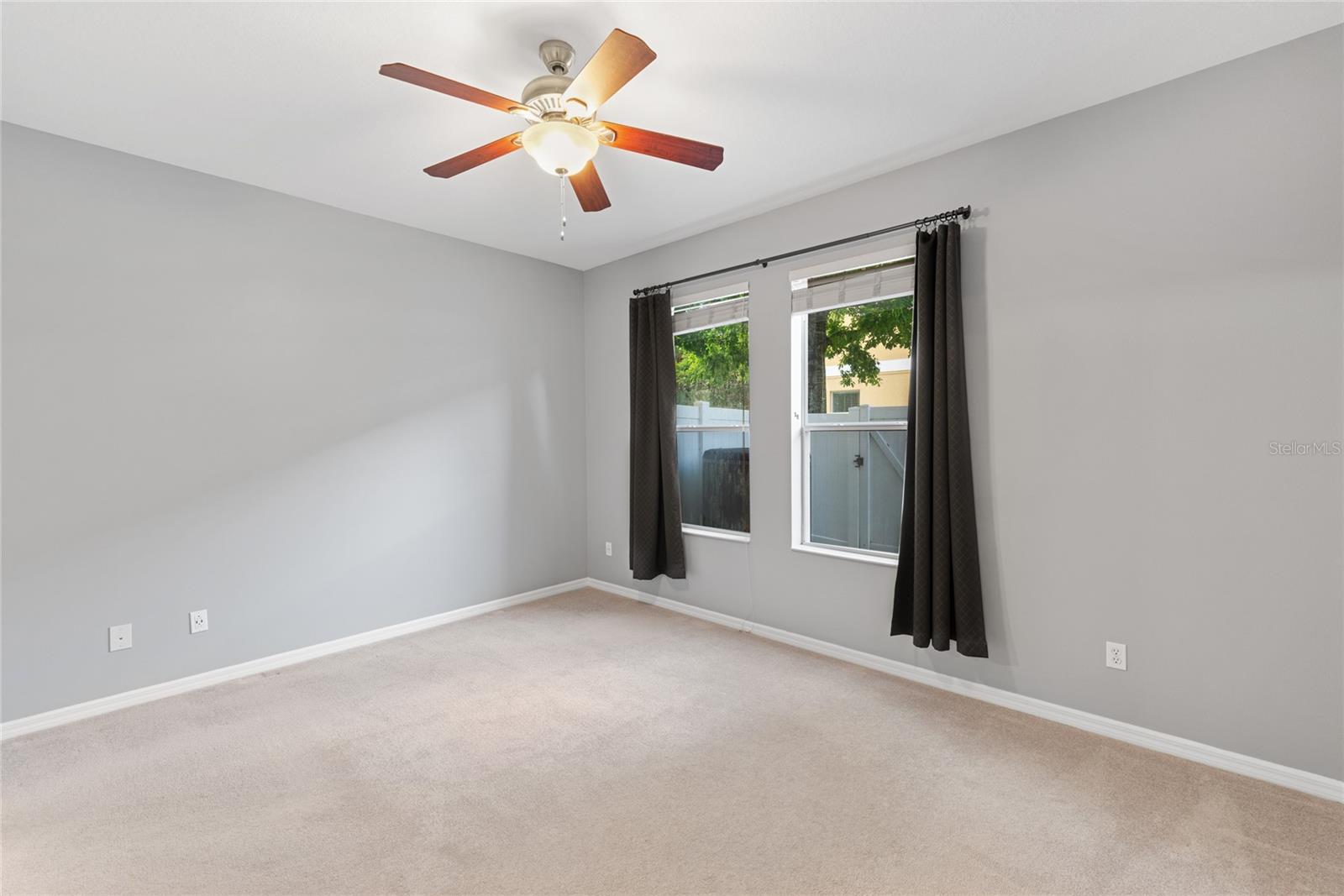 Image 14 of 41 For 14008 Luminous Lane 802