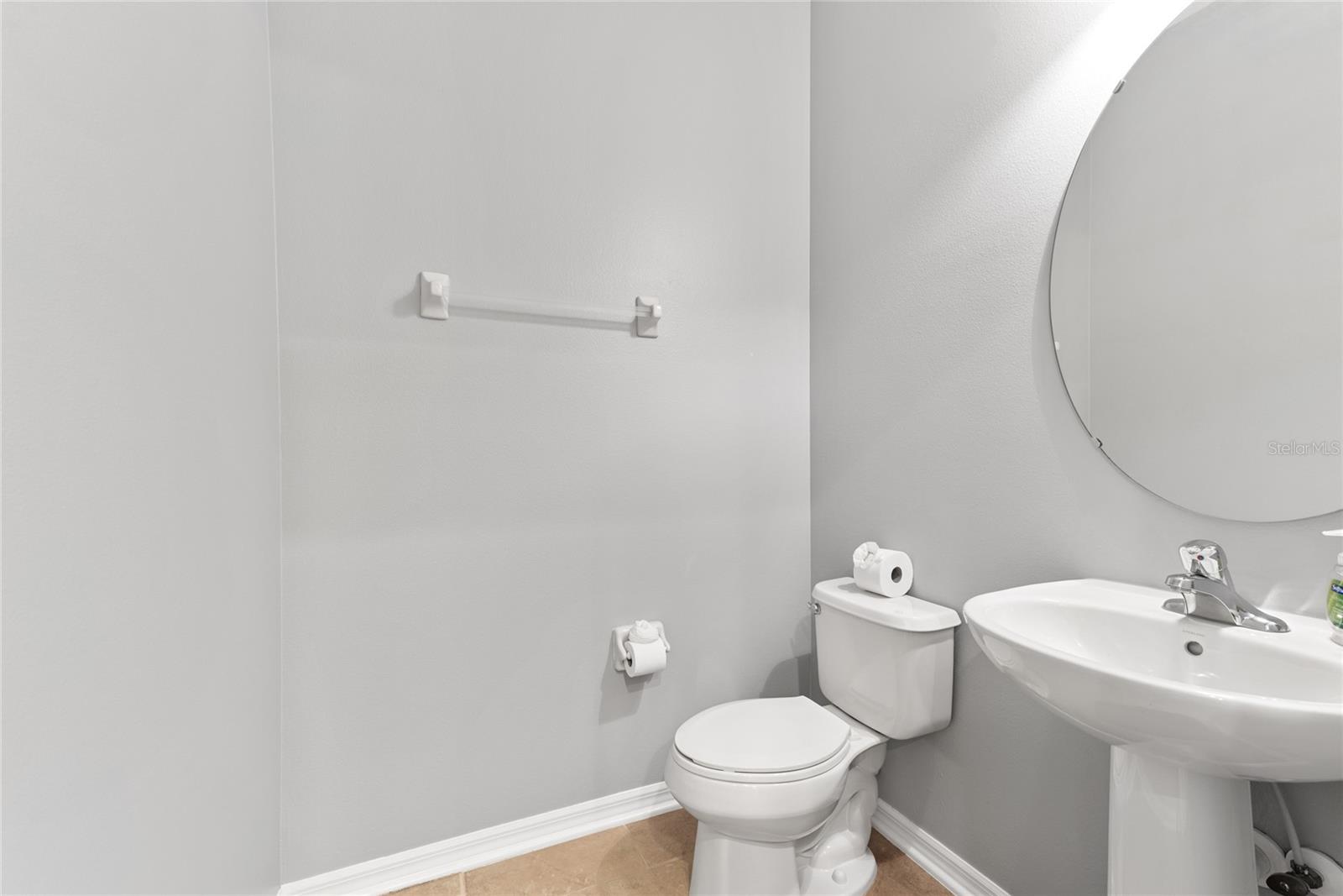 Image 21 of 41 For 14008 Luminous Lane 802