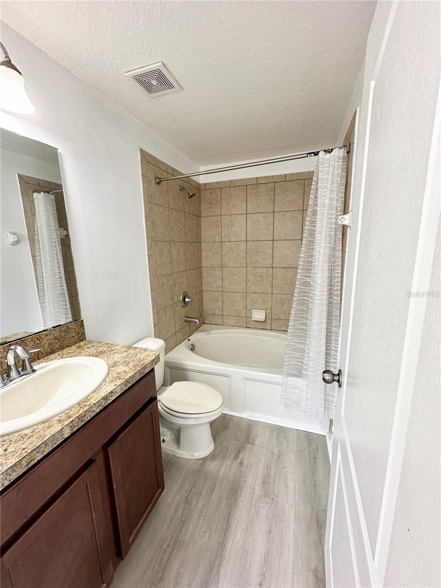 Image 14 of 16 For 233 Carina Circle