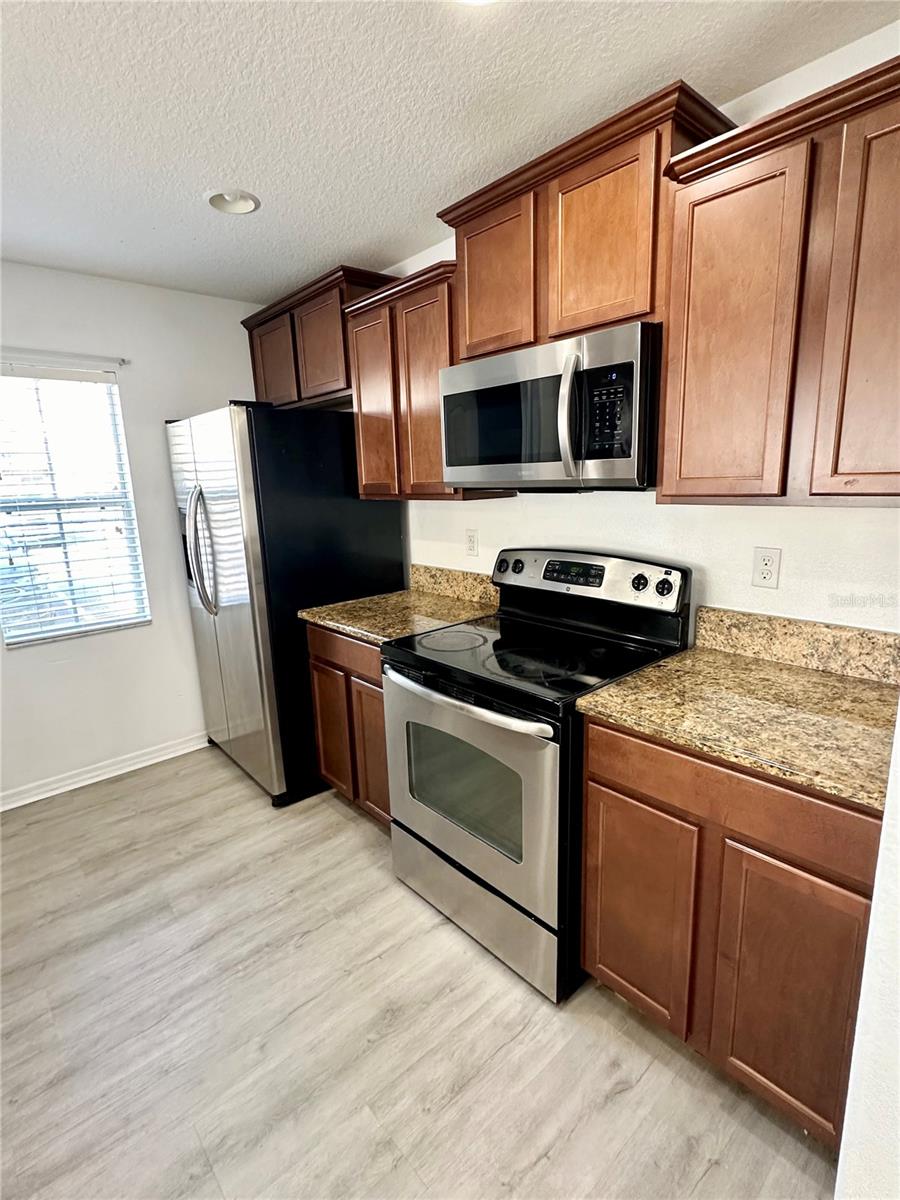 Image 6 of 16 For 233 Carina Circle