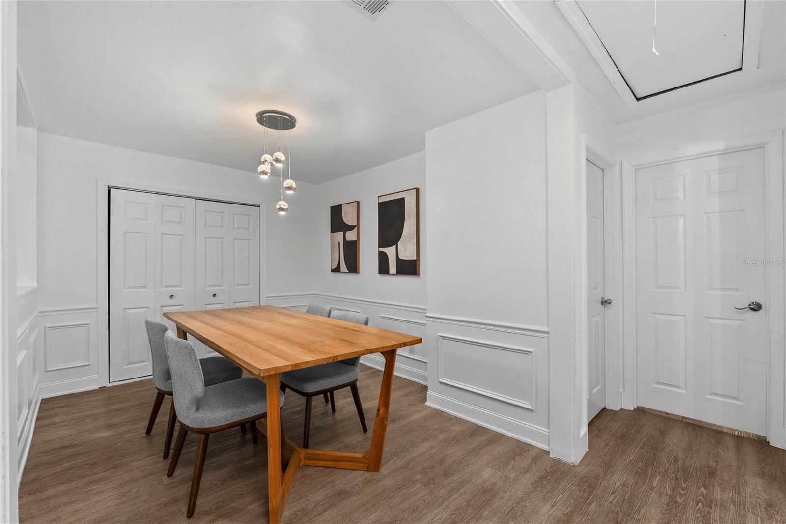 Image 20 of 27 For 913 Fribley Street