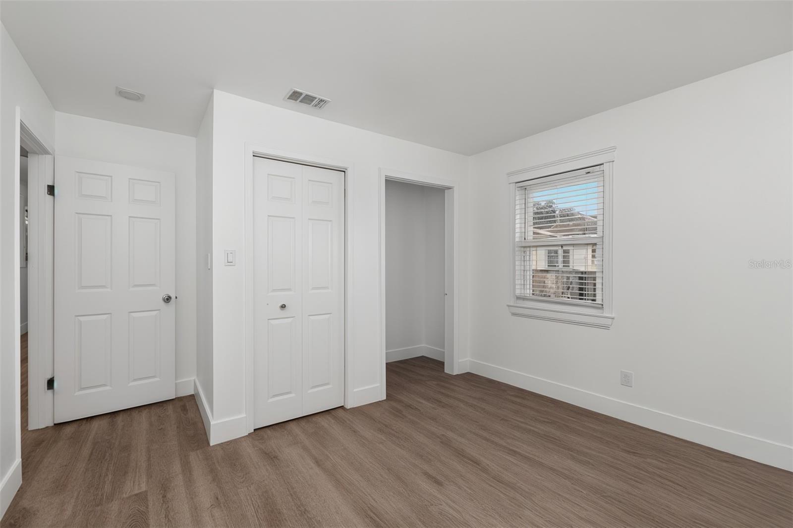 Image 21 of 27 For 913 Fribley Street