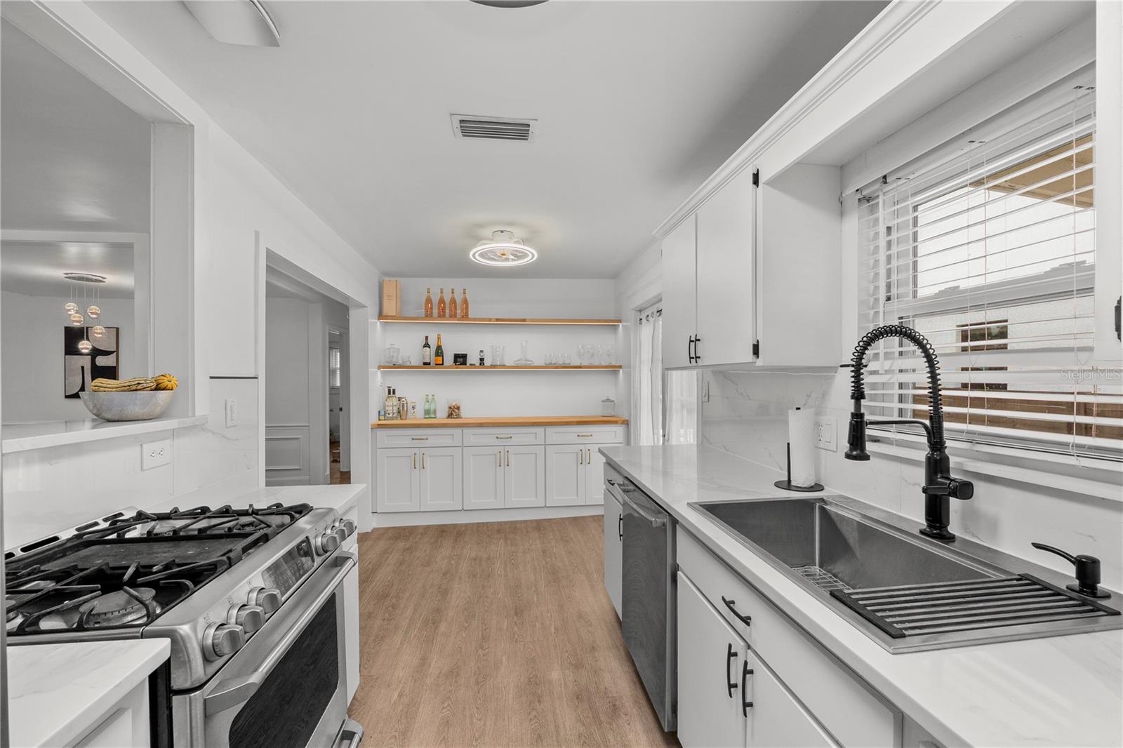 Image 3 of 27 For 913 Fribley Street