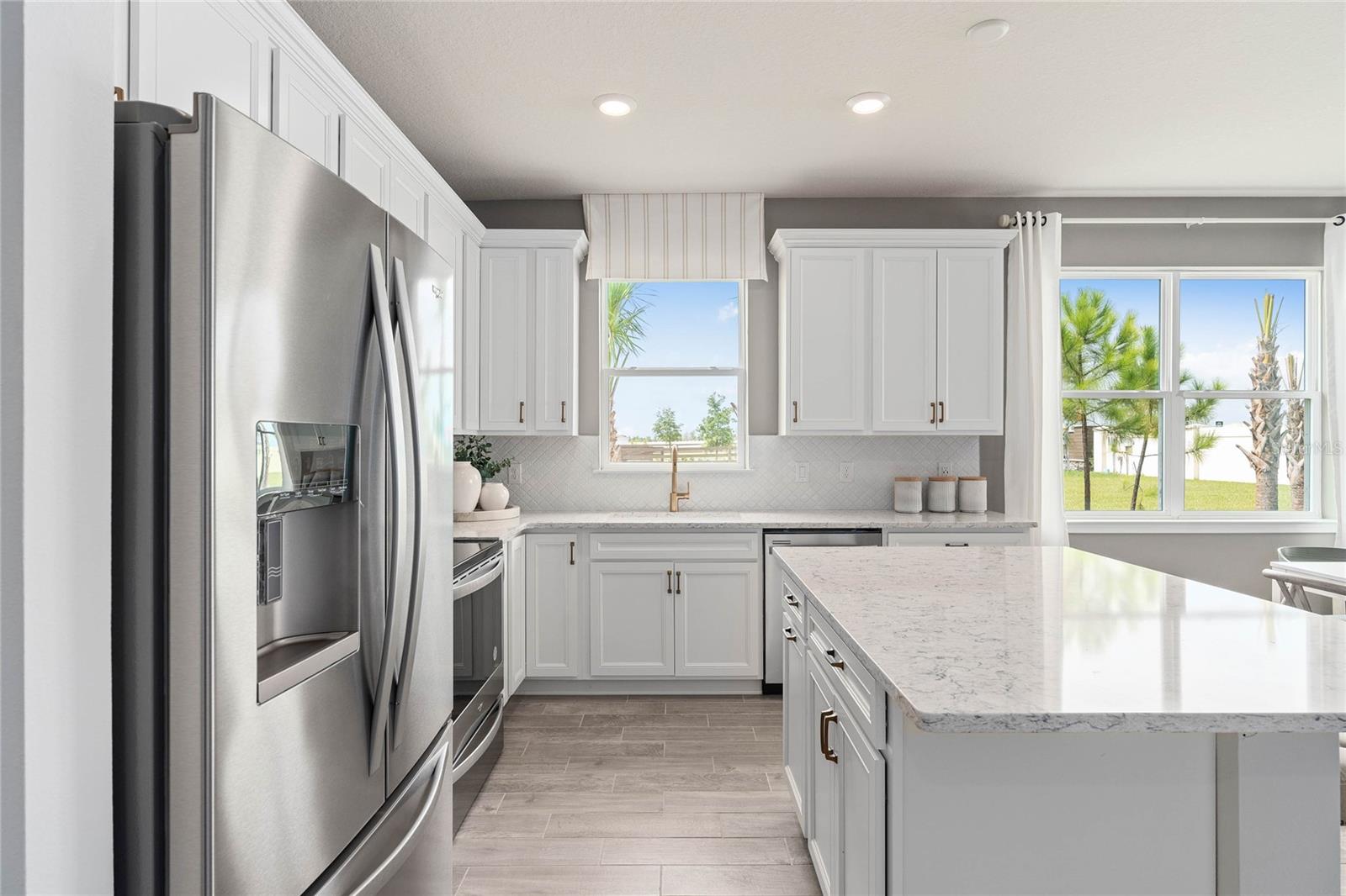 Image 4 of 29 For 15885 Gem View Street