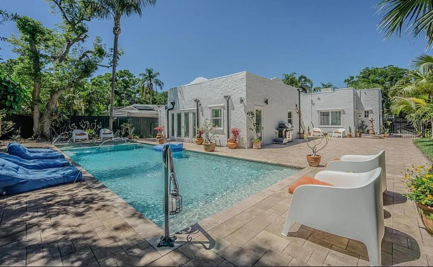 Image 4 of 23 For 1175 Jackson Road