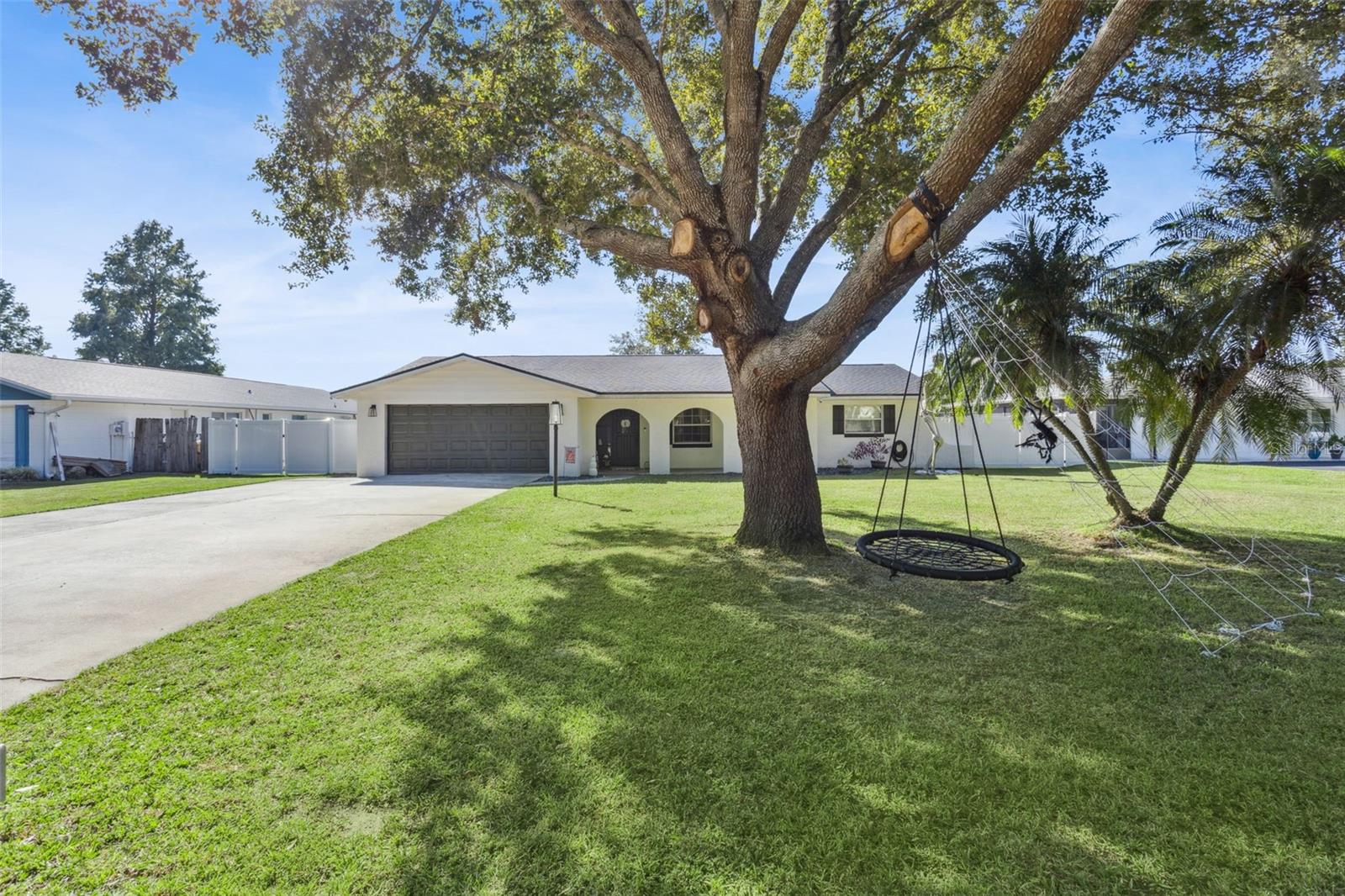 Details for 27922 Tammi Drive, TAVARES, FL 32778