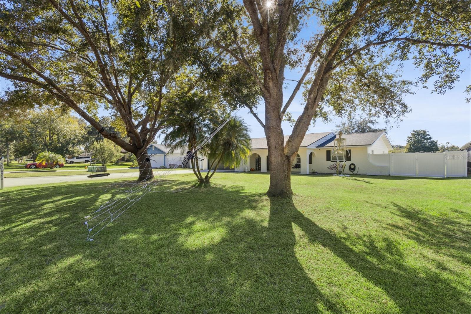 Image 31 of 40 For 27922 Tammi Drive