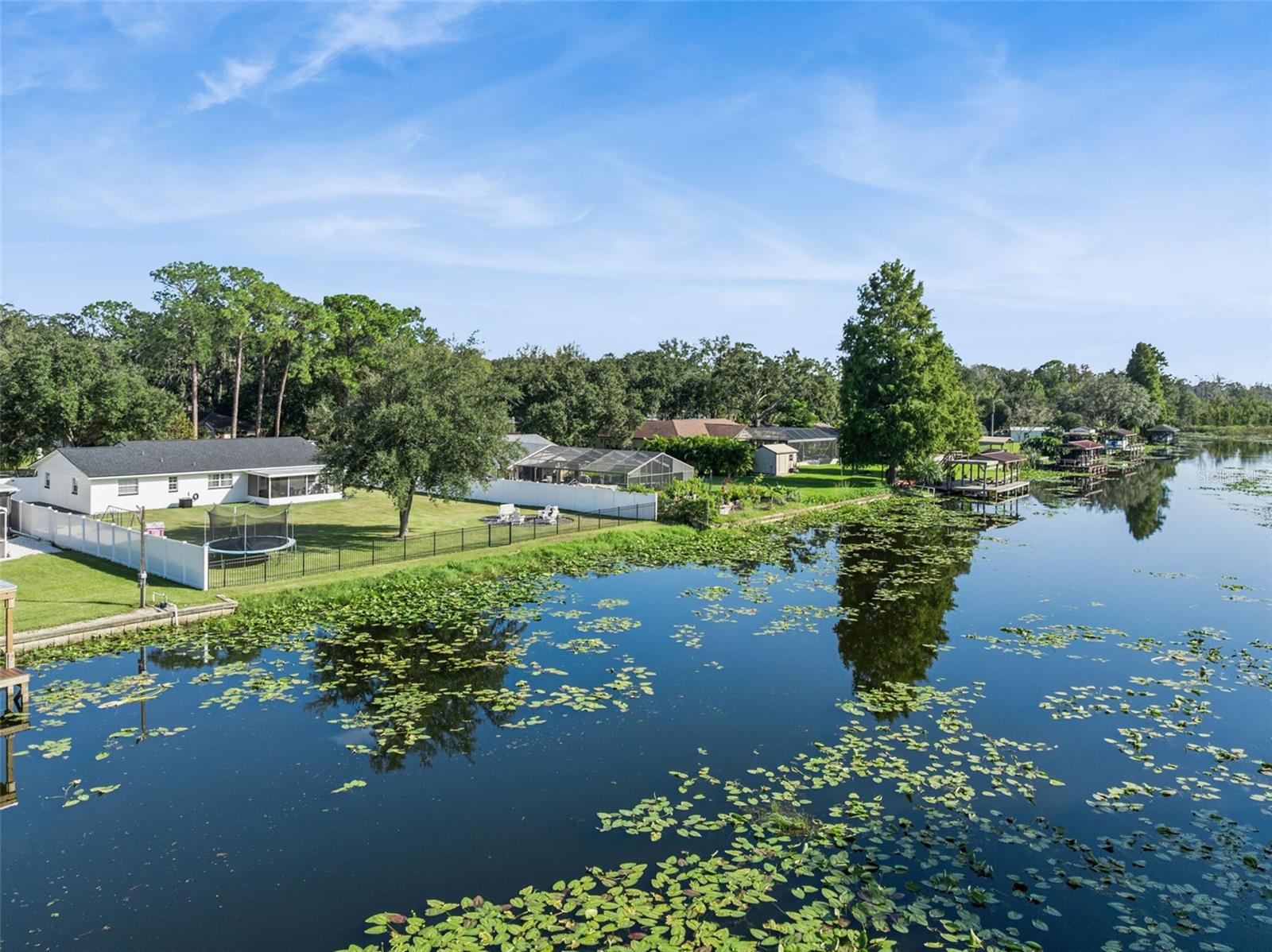 Image 34 of 40 For 27922 Tammi Drive
