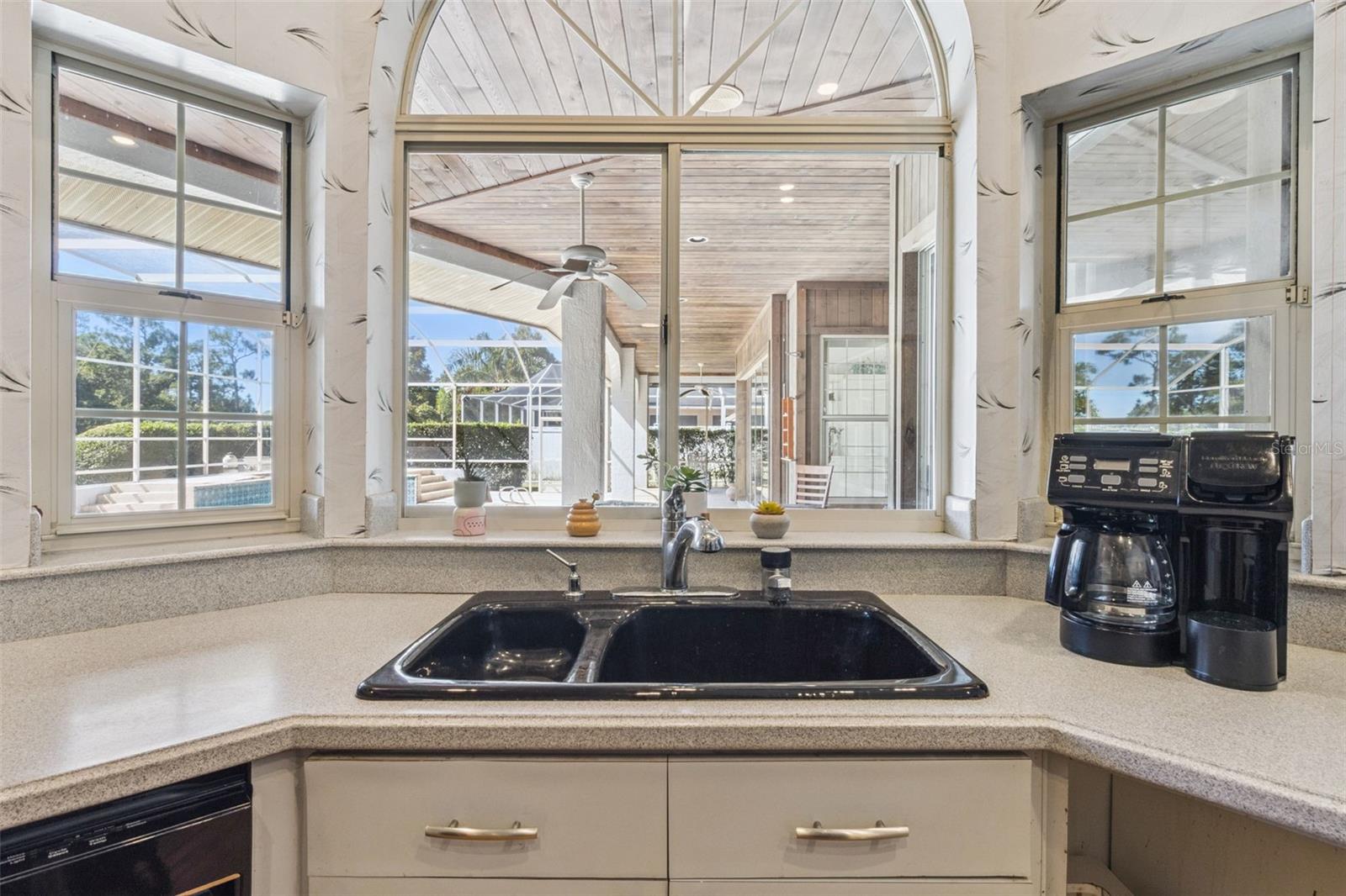 Image 13 of 42 For 2964 Plantation Road