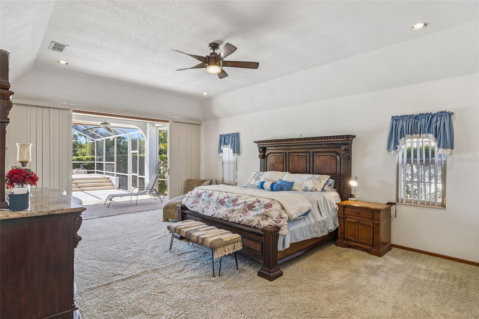 Image 16 of 42 For 2964 Plantation Road