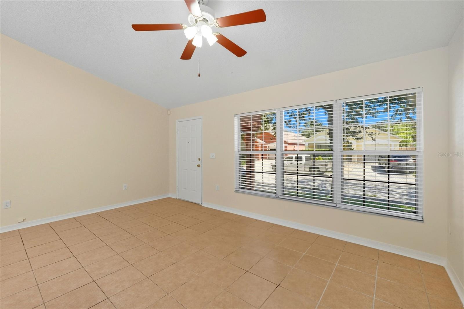 Image 8 of 26 For 1148 Golden Gate Avenue