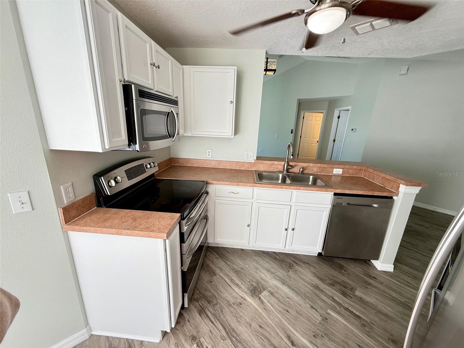 Image 7 of 19 For 3824 Kyle Drive