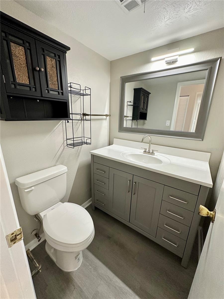Image 13 of 16 For 2019 Whitby Drive 2103