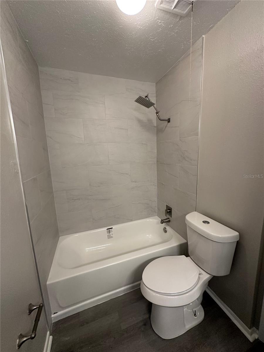 Image 14 of 16 For 2019 Whitby Drive 2103