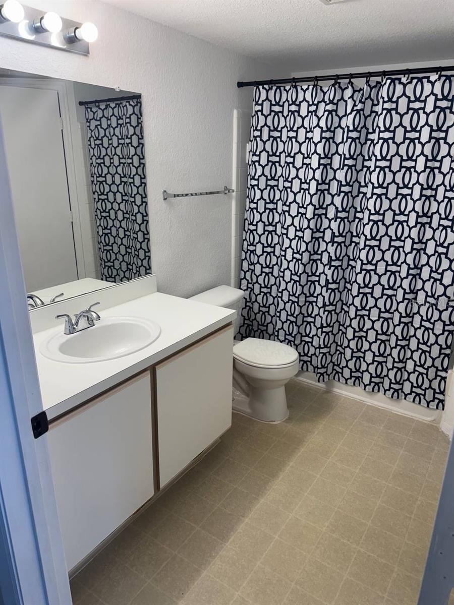 Image 9 of 13 For 2209 Antigua Place 837