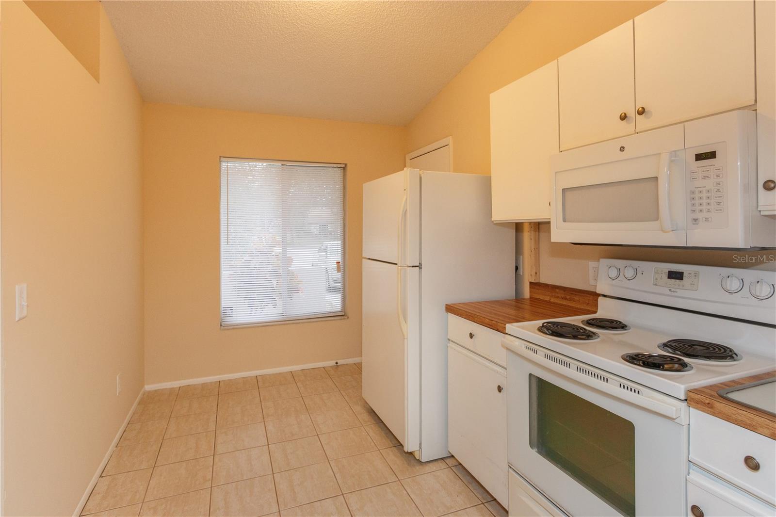 Image 5 of 24 For 118 Sabal Palm Court