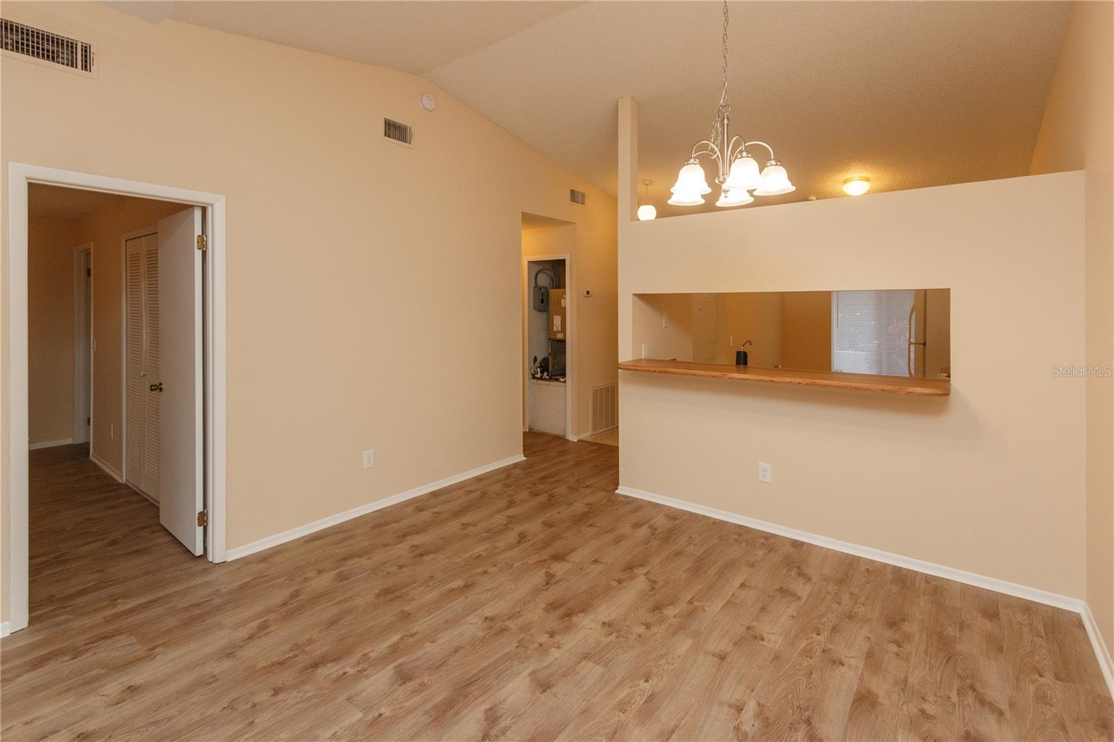 Image 8 of 24 For 118 Sabal Palm Court