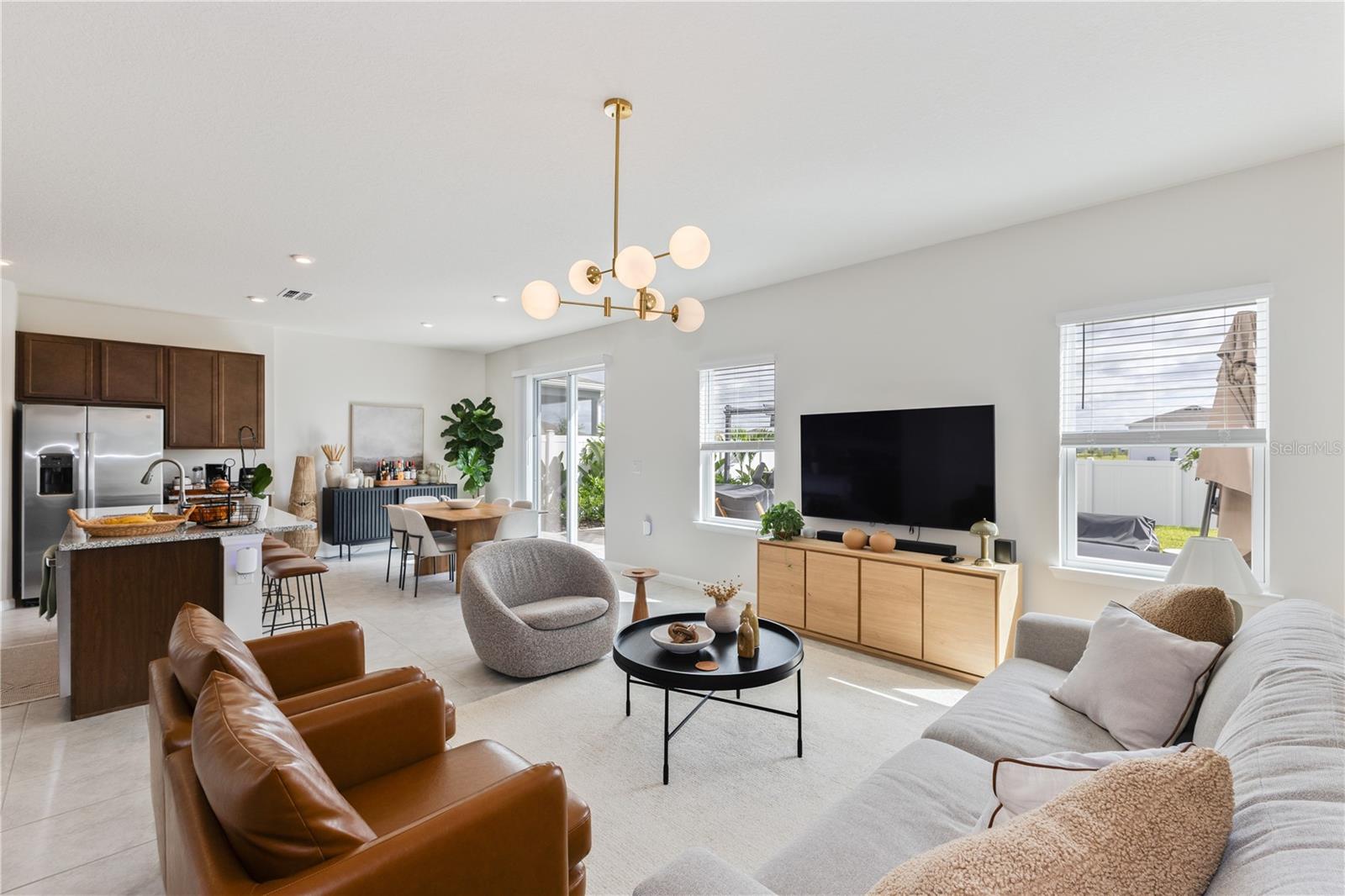 Image 4 of 28 For 2388 Orchid Drive