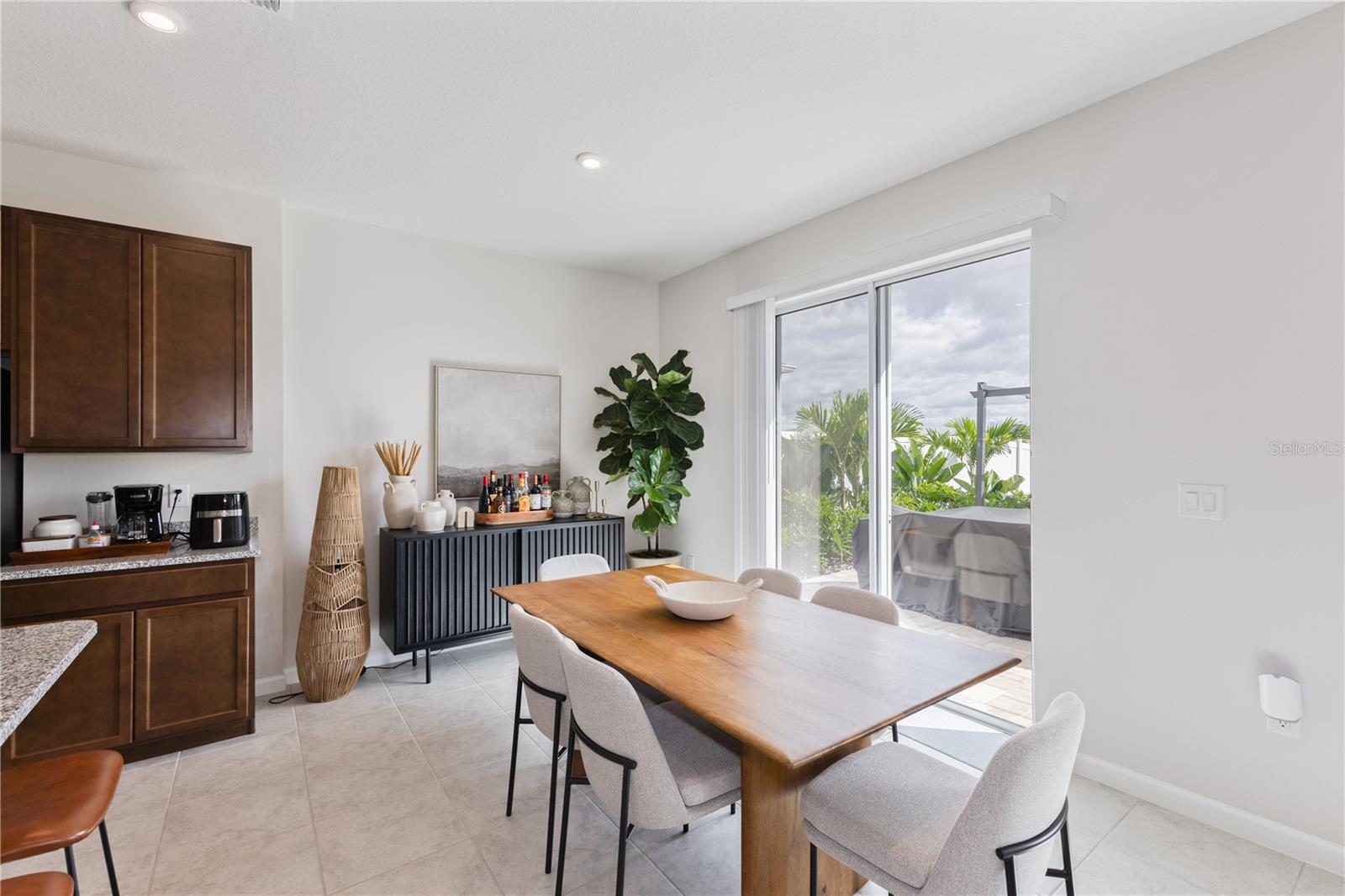 Image 8 of 28 For 2388 Orchid Drive