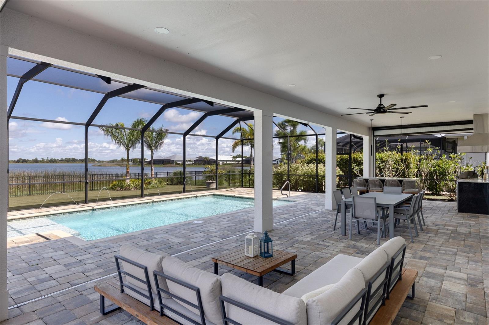 Image 31 of 45 For 43394 Waterside Trail