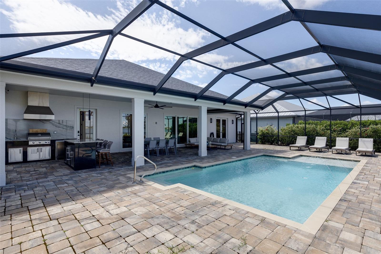 Image 32 of 45 For 43394 Waterside Trail