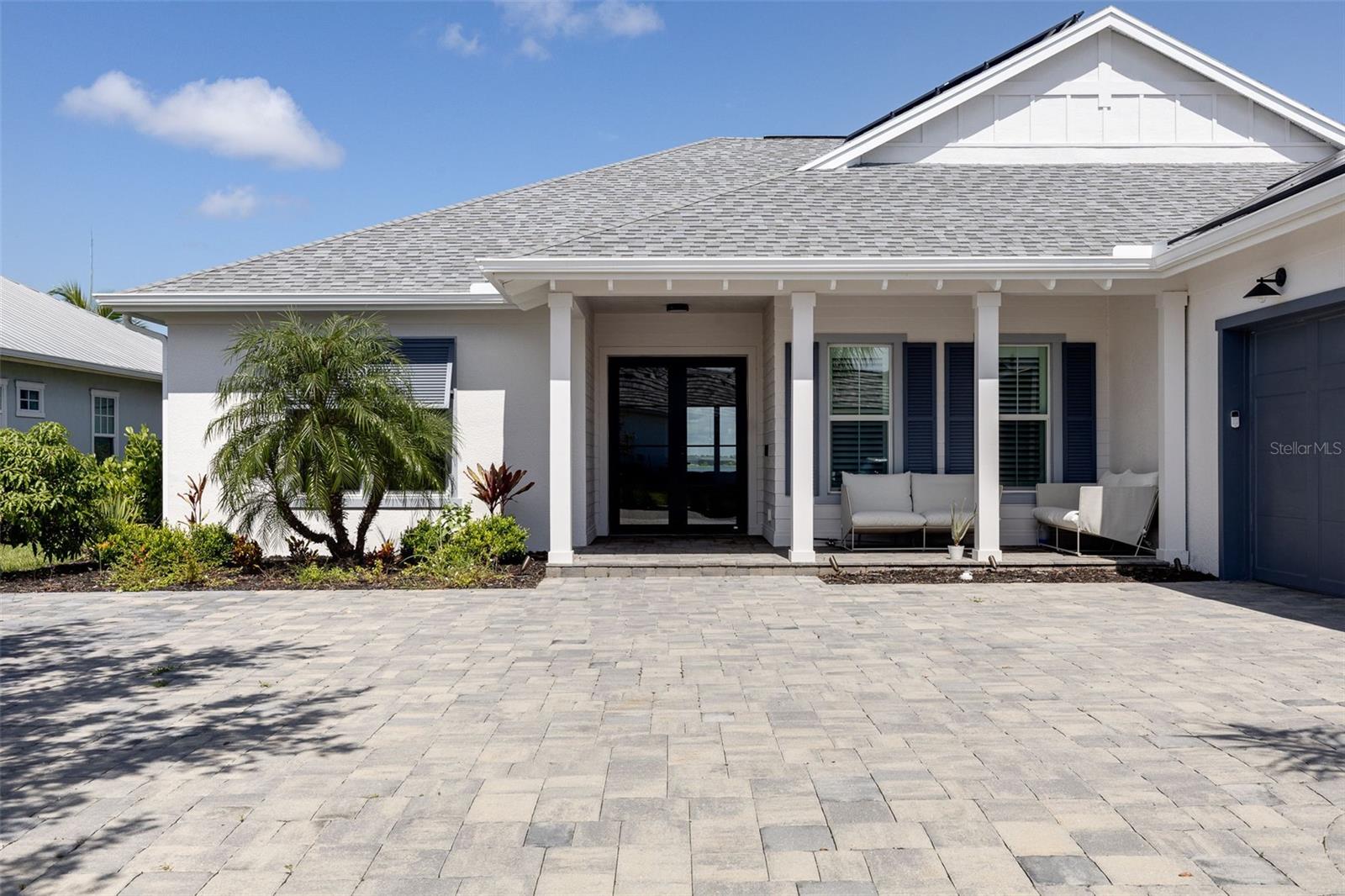 Image 4 of 45 For 43394 Waterside Trail