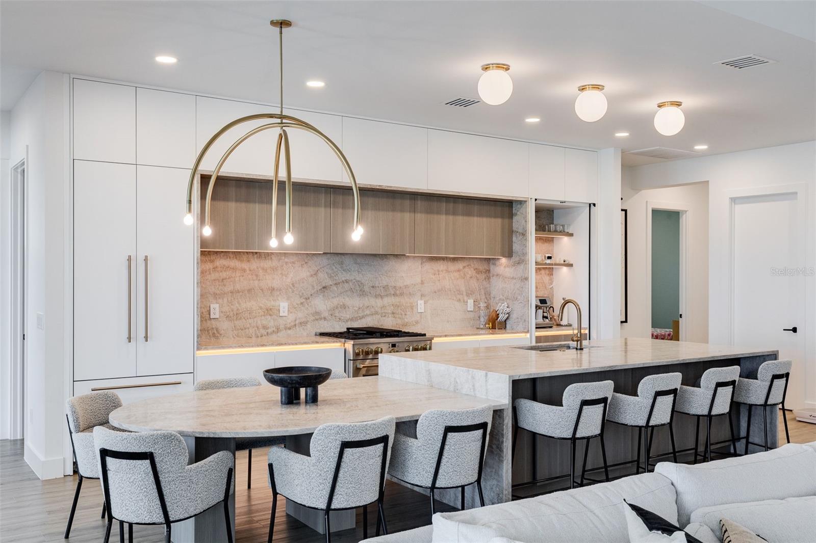 Image 6 of 45 For 43394 Waterside Trail