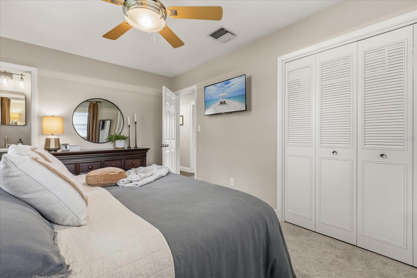 Image 19 of 28 For 517 Mason Street