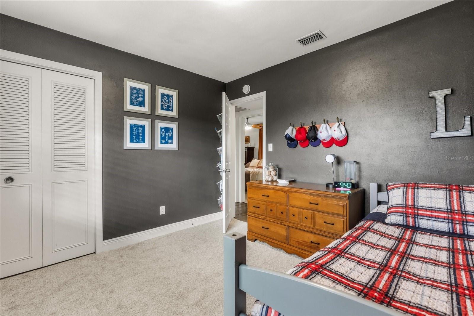 Image 21 of 28 For 517 Mason Street