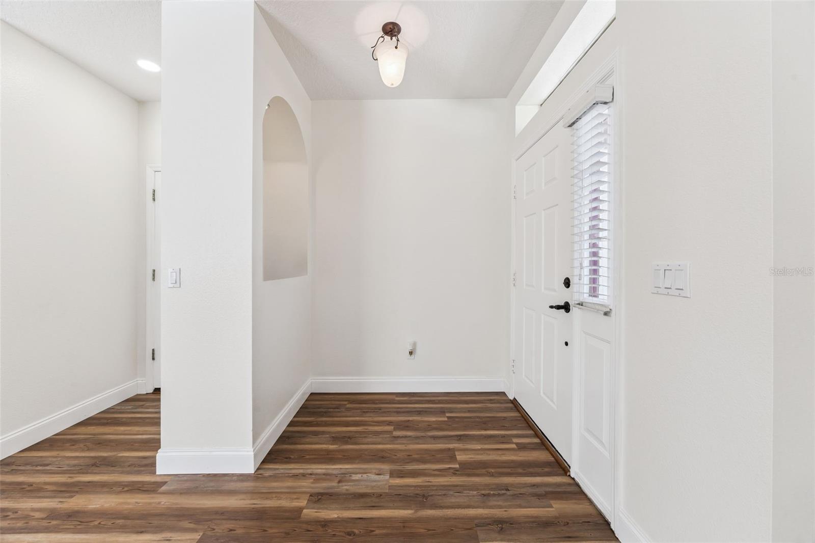 Image 11 of 69 For 10113 Cypress Trail Drive