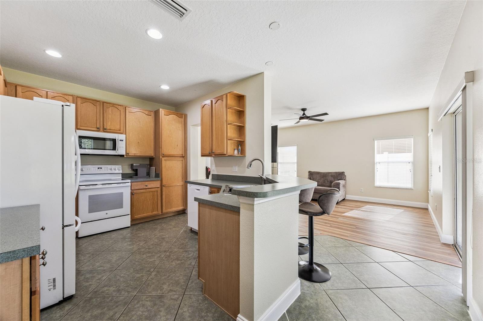 Image 17 of 69 For 10113 Cypress Trail Drive