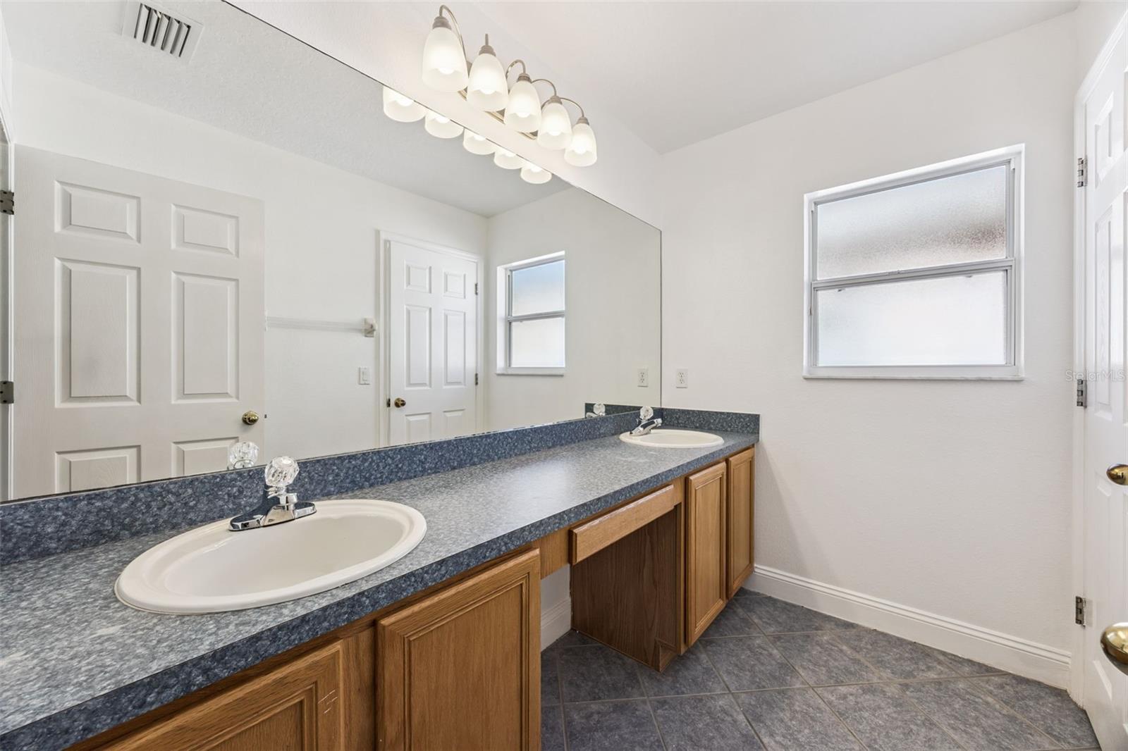 Image 25 of 69 For 10113 Cypress Trail Drive