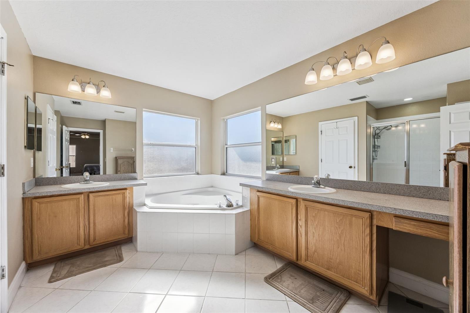 Image 40 of 69 For 10113 Cypress Trail Drive