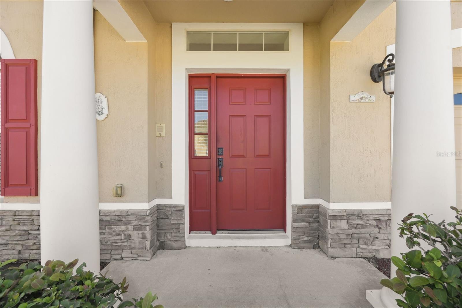 Image 5 of 69 For 10113 Cypress Trail Drive