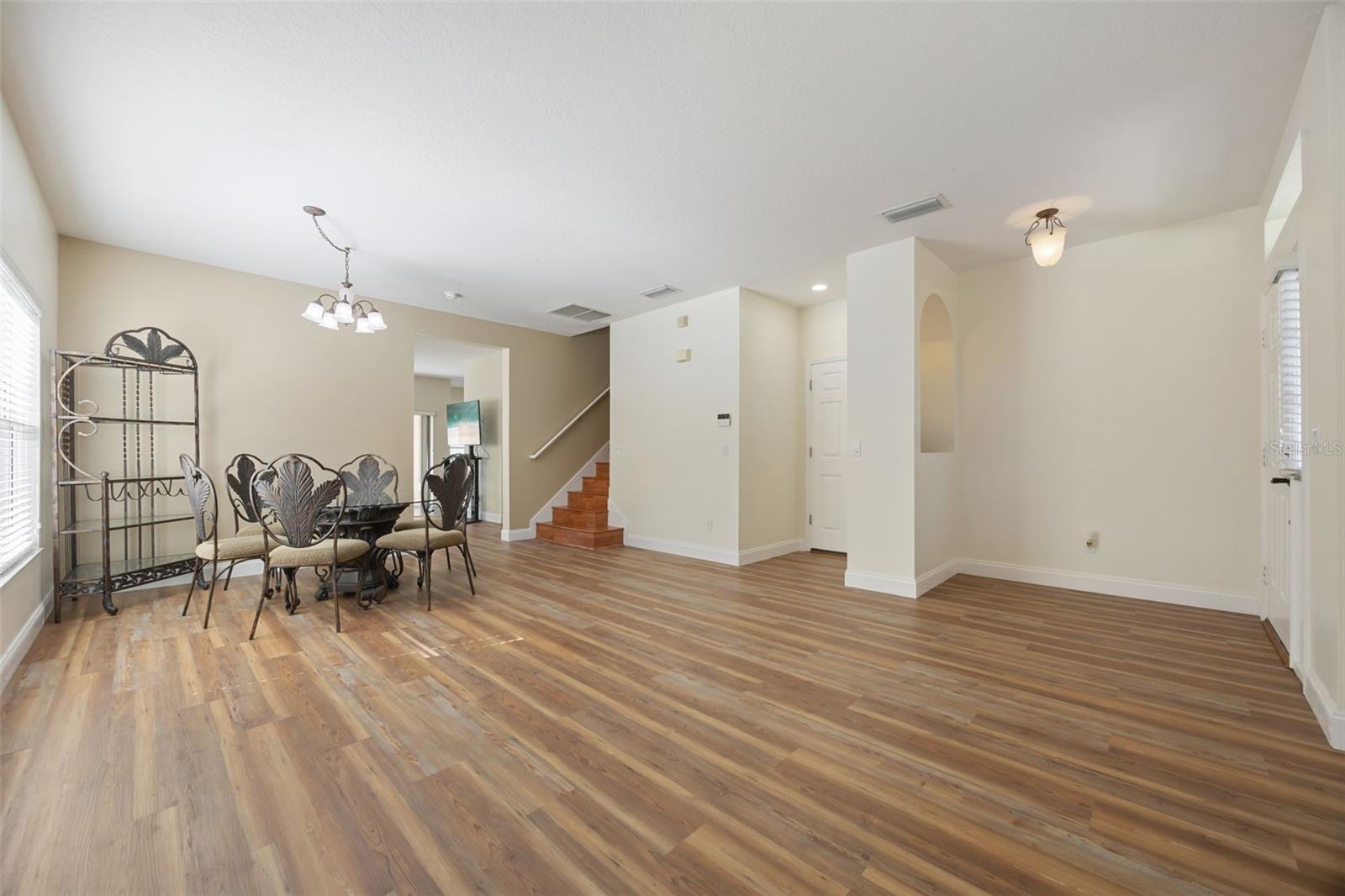 Image 8 of 69 For 10113 Cypress Trail Drive