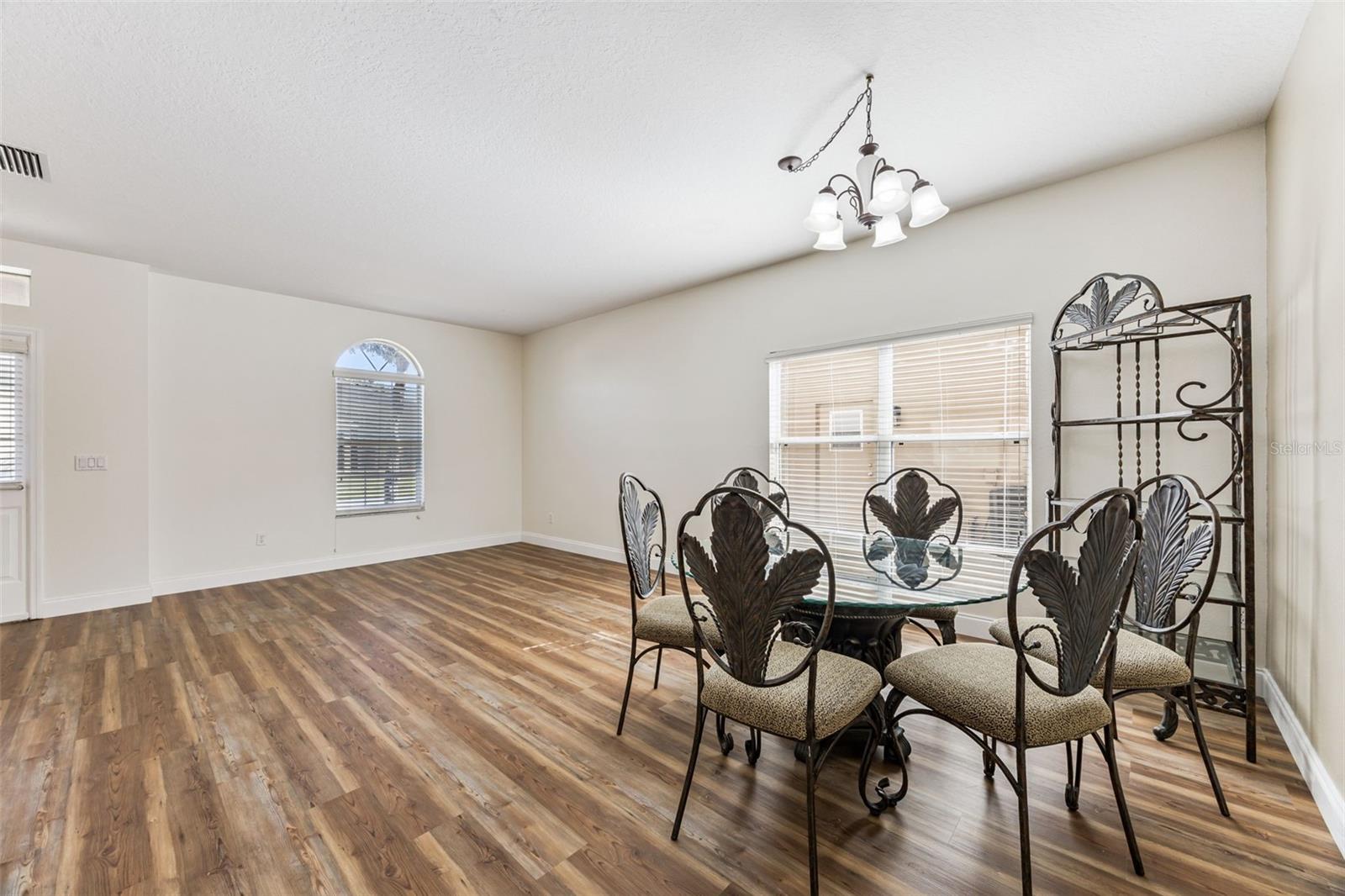 Image 9 of 69 For 10113 Cypress Trail Drive