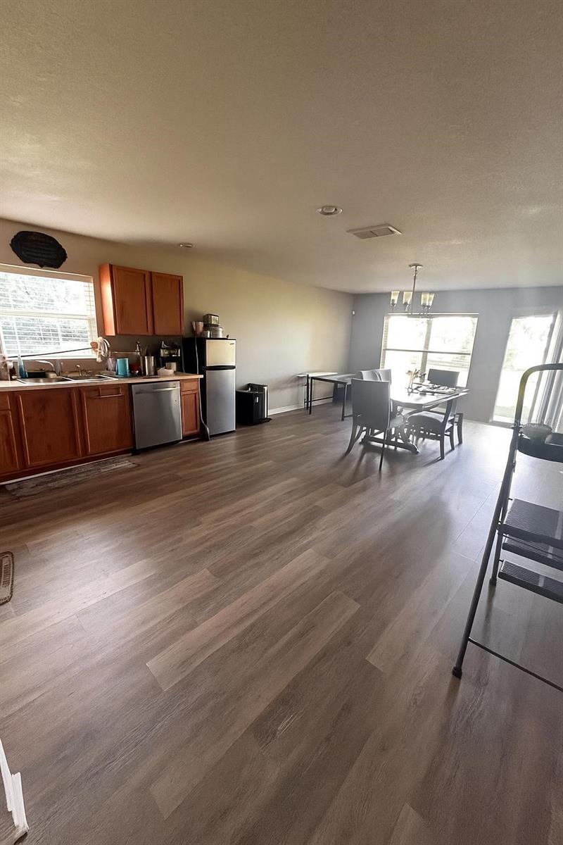 Image 5 of 9 For 2383 Martins Run