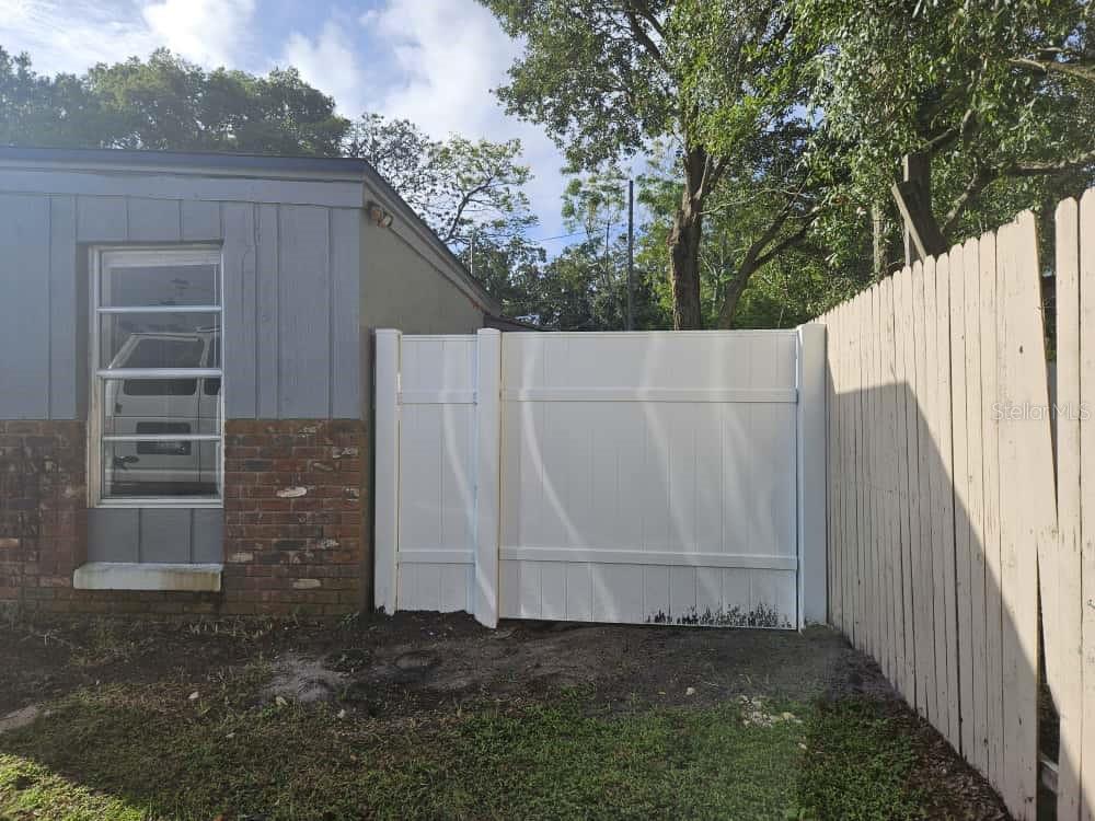 Image 2 of 9 For 7406 Nolton Way