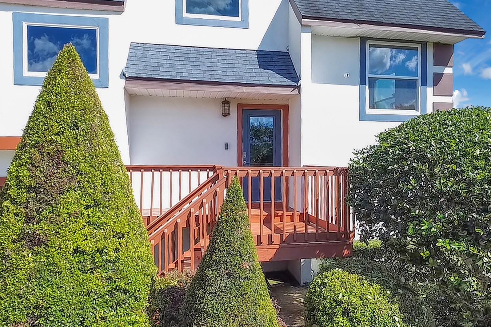 Image 3 of 80 For 13332 Suburban Terrace