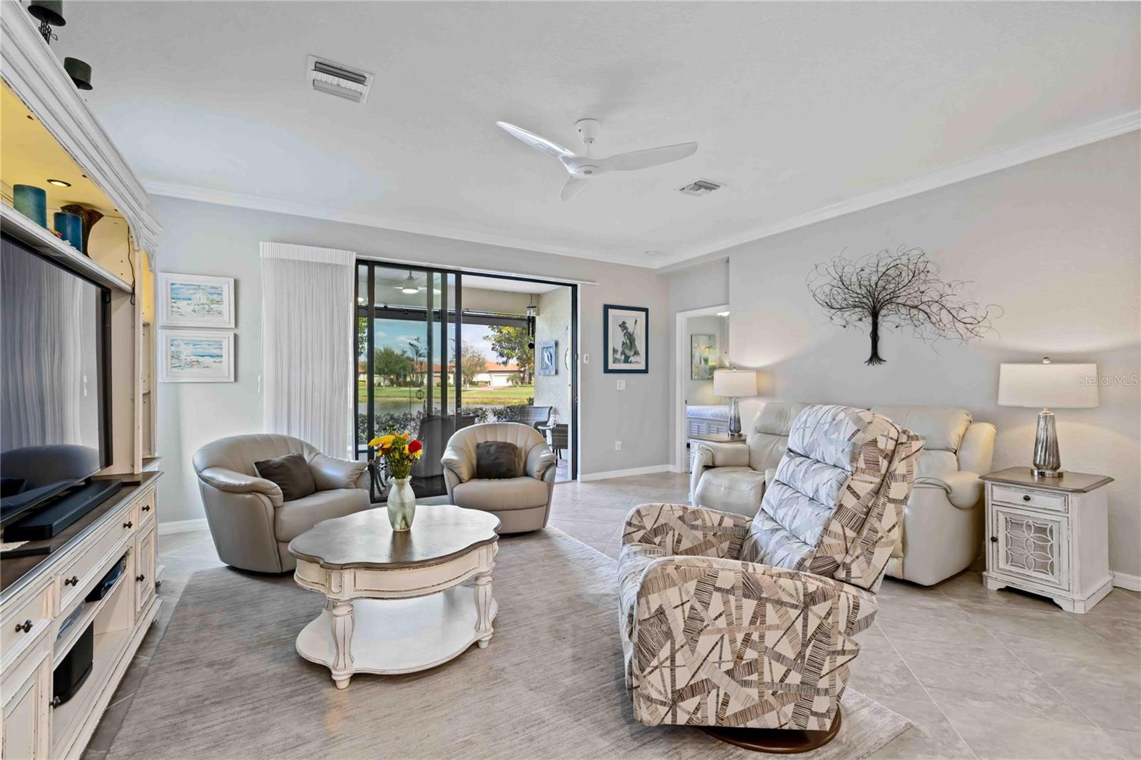 Image 14 of 29 For 10088 Cozy Grove Drive