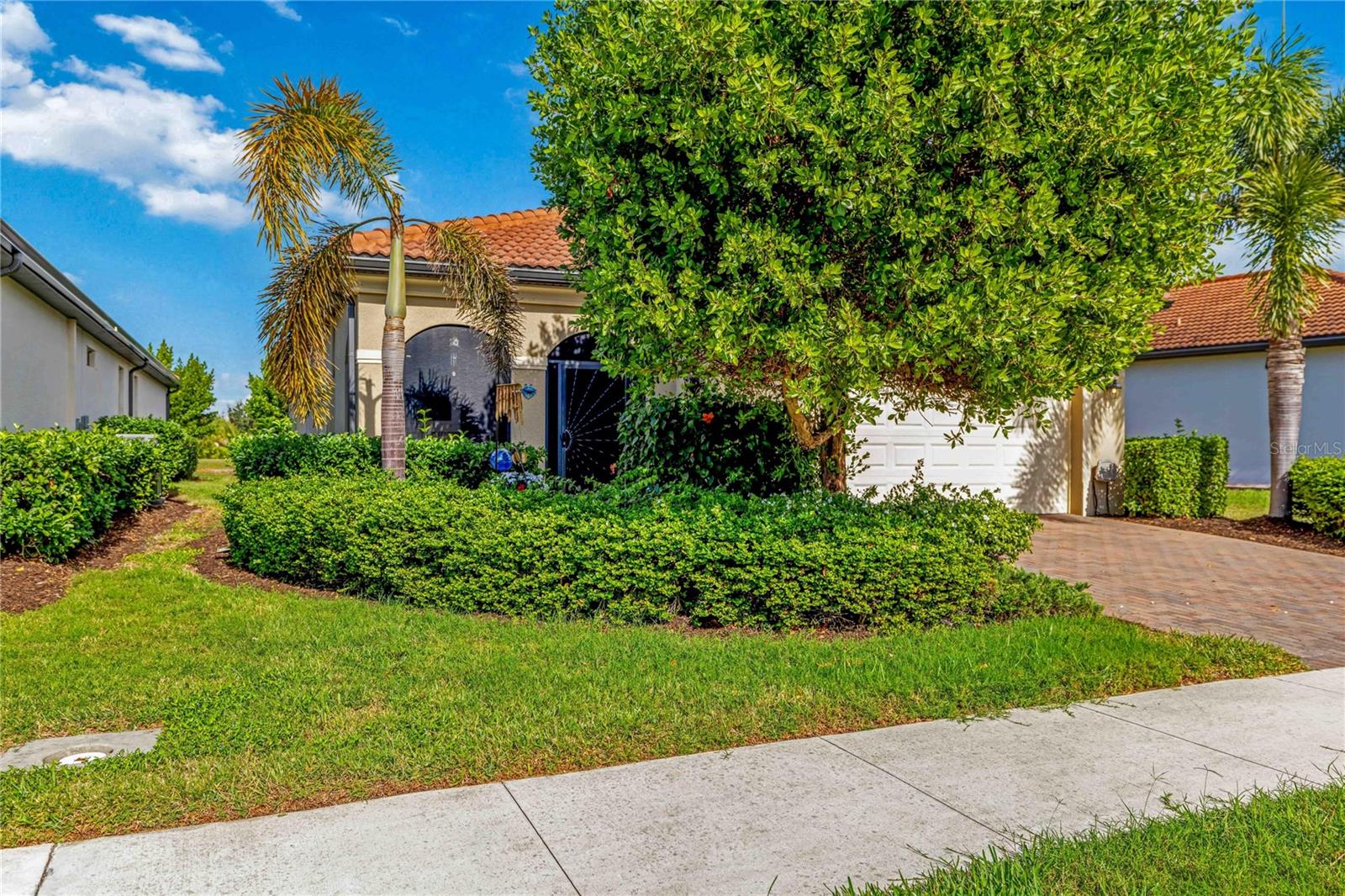 Image 4 of 29 For 10088 Cozy Grove Drive