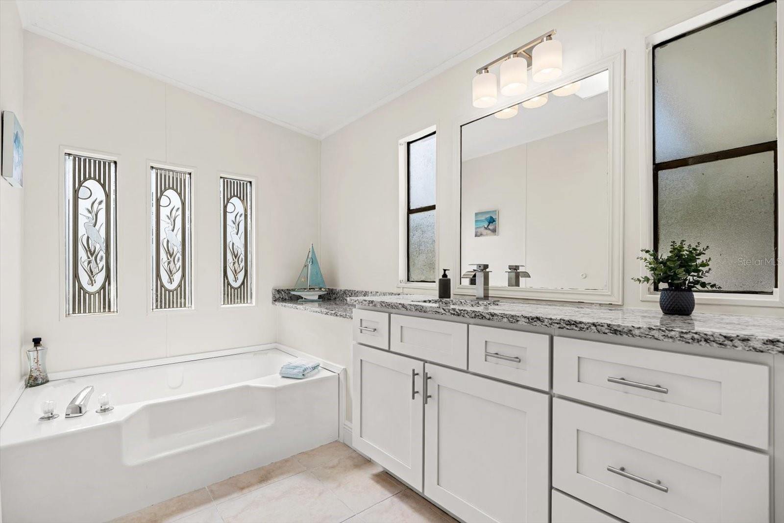 Image 14 of 43 For 4039 Citrus Circle 200