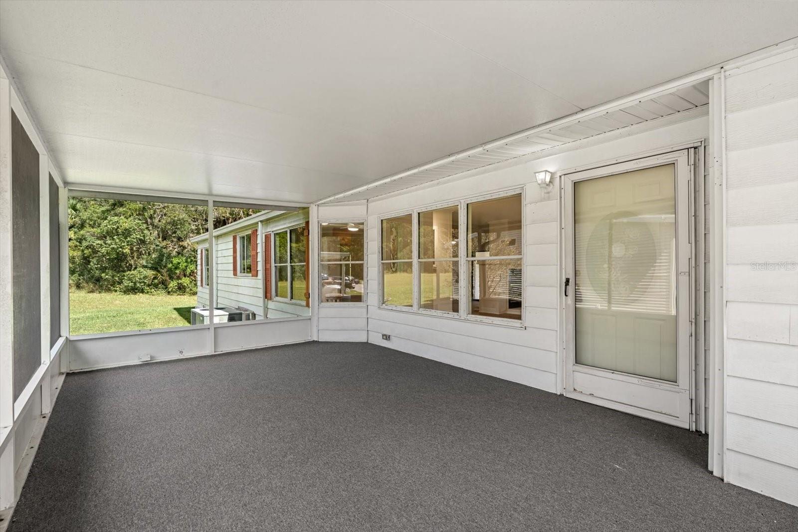 Image 21 of 43 For 4039 Citrus Circle 200