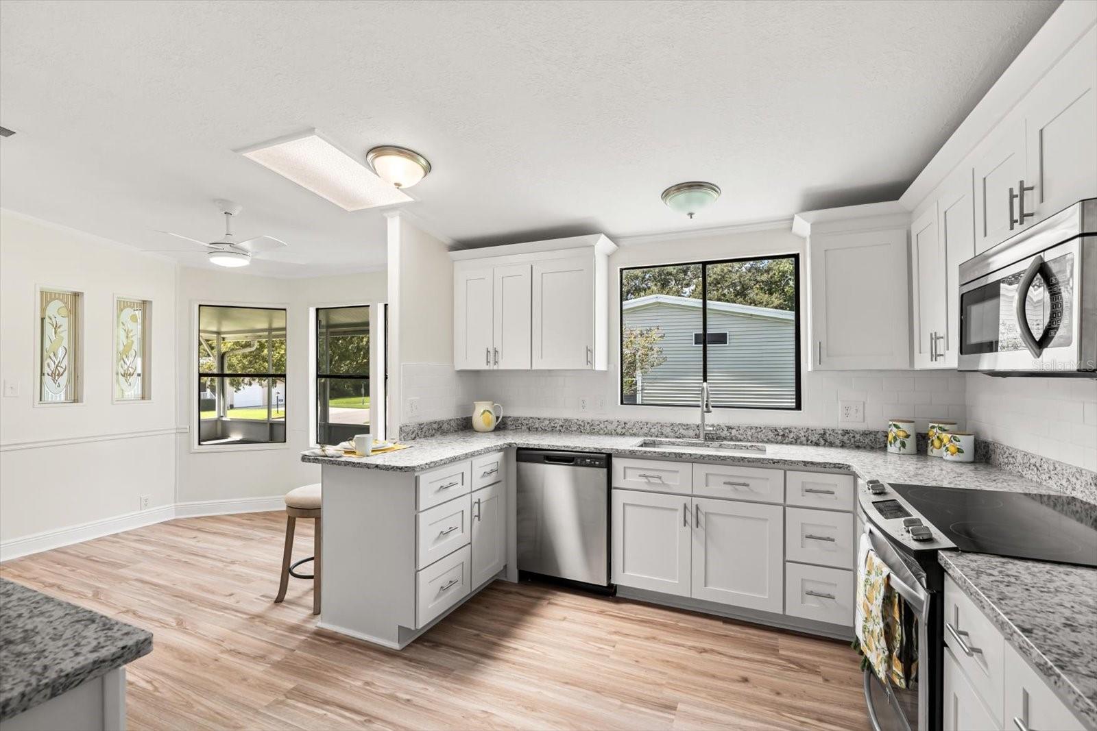 Image 7 of 43 For 4039 Citrus Circle 200