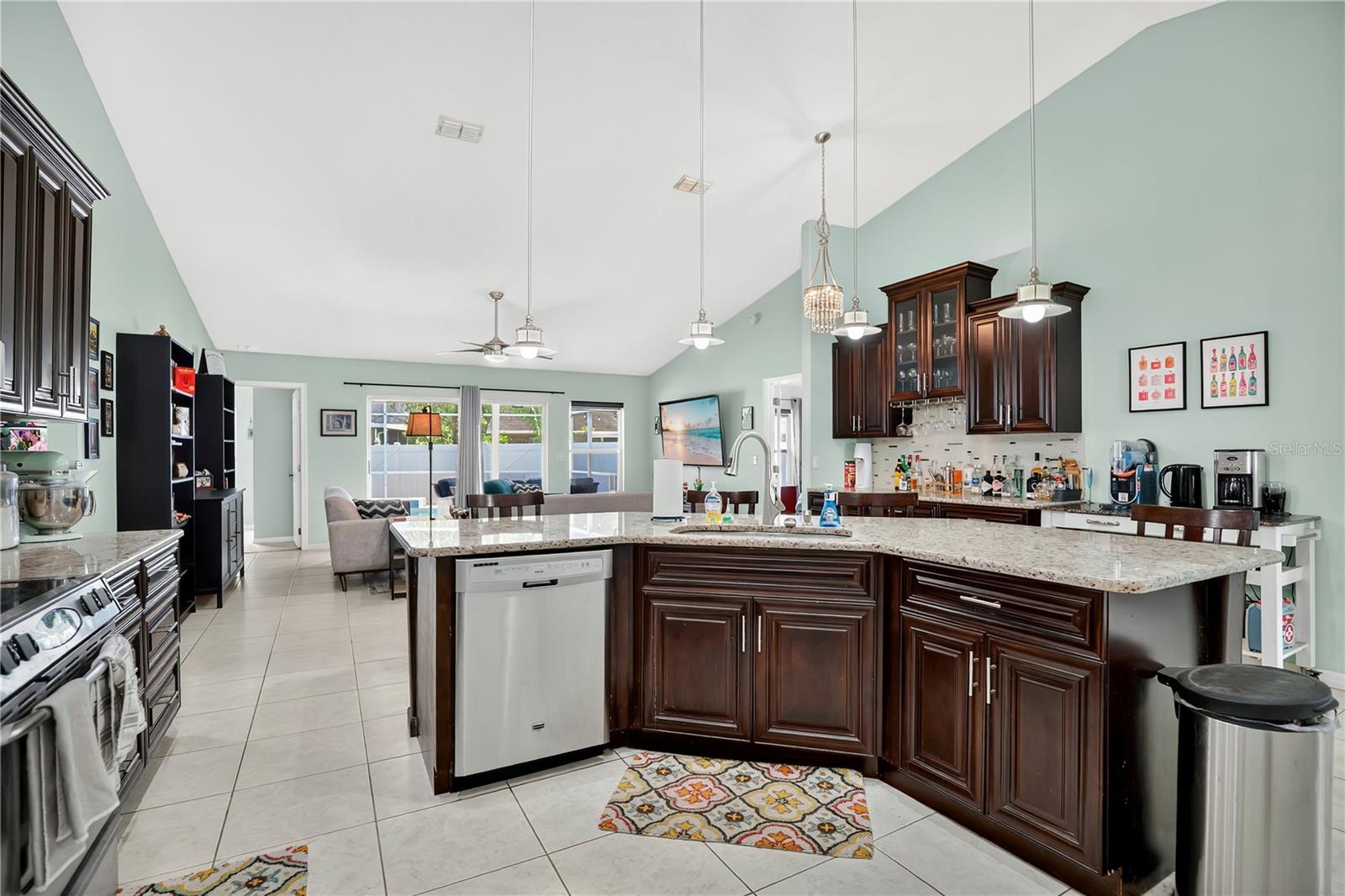 Image 8 of 36 For 10805 Oak Glen Circle