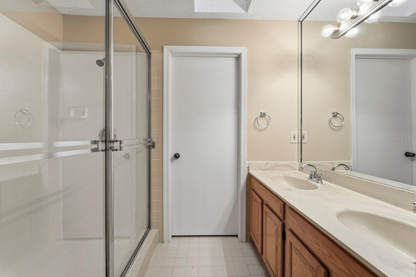 Image 26 of 37 For 10808 Cypress Glen Drive 10808