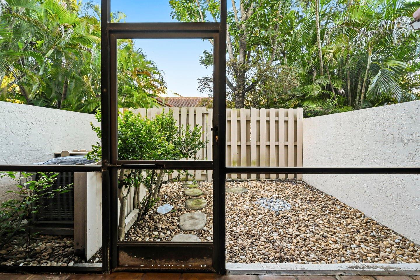 Image 30 of 37 For 10808 Cypress Glen Drive 10808