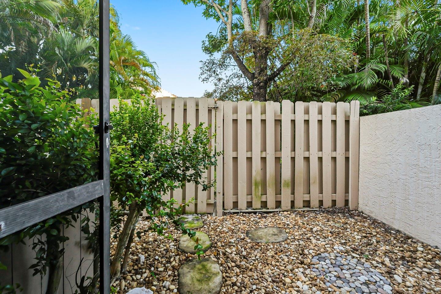 Image 31 of 37 For 10808 Cypress Glen Drive 10808